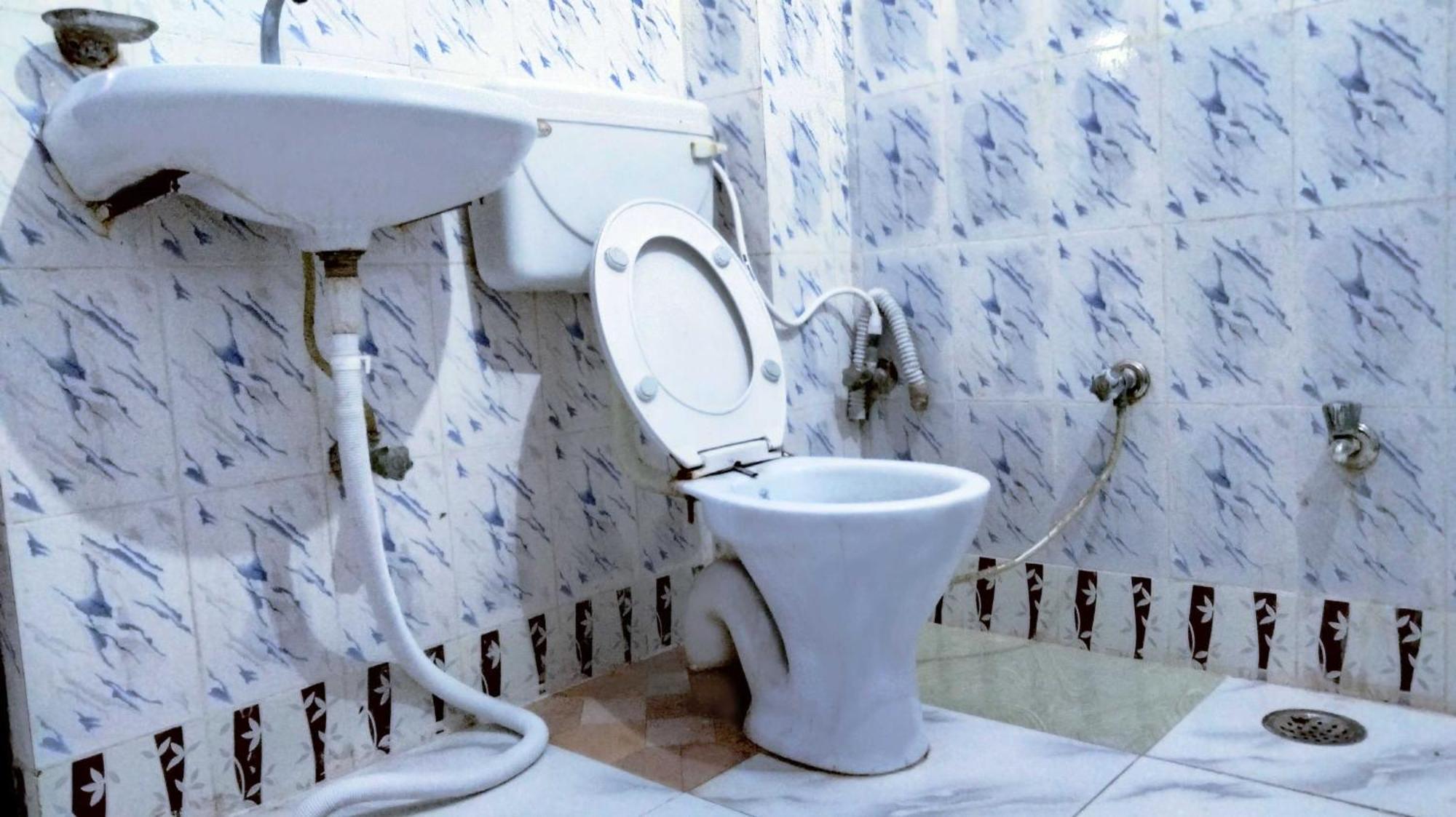 Hotel O Gracious Inn لاكناو المظهر الخارجي الصورة
